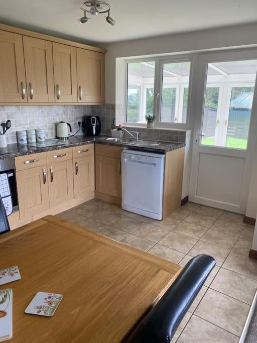 Bungalow In Pillaton Saltash Exterior foto