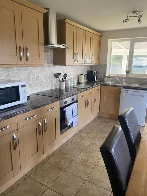 Bungalow In Pillaton Saltash Exterior foto